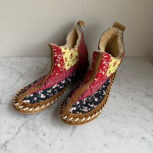 Free People Boho Patchwork Suede & Shearling Moccasin Boots Women’s Size 8